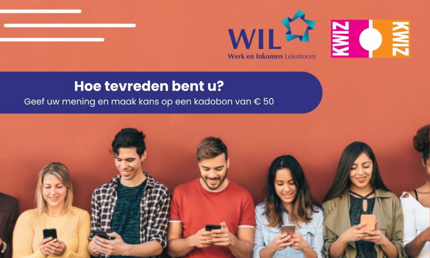 Mensen die bezig zijn op hun mobiele telefoon.